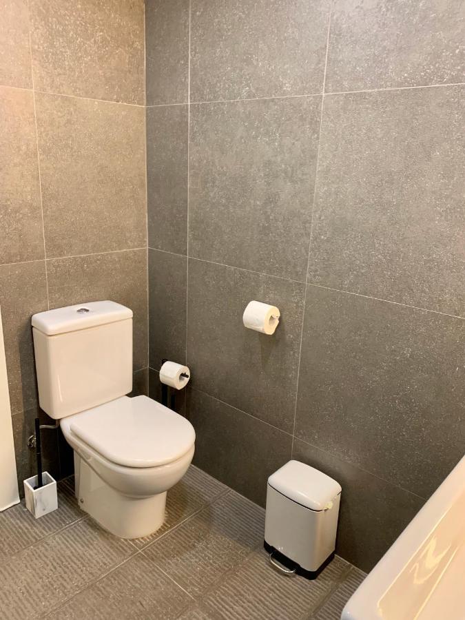 Apartmán Apg Carrer Nou Atic Girona Exteriér fotografie